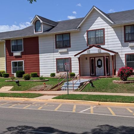 Medical Inn Oklahoma Stadt Exterior foto